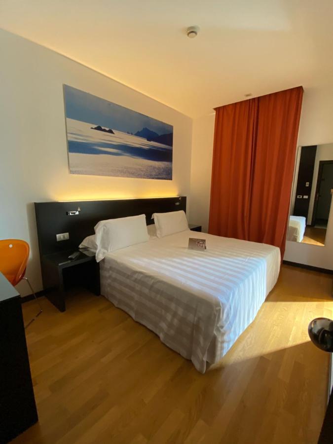 CARD INTERNATIONAL HOTEL RIMINI 4 Italy from 43 HOTELMIX